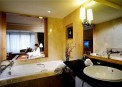 Crowne Plaza Mutiara