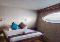  Dolphin Suite